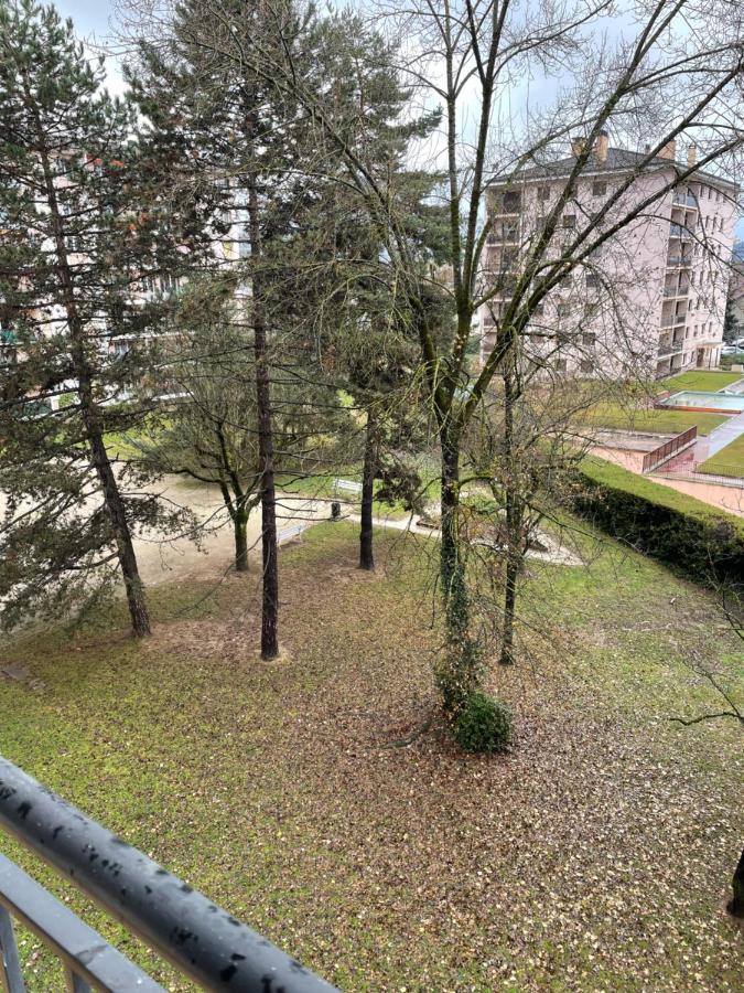 Le Chouki Apartment Annecy Bagian luar foto